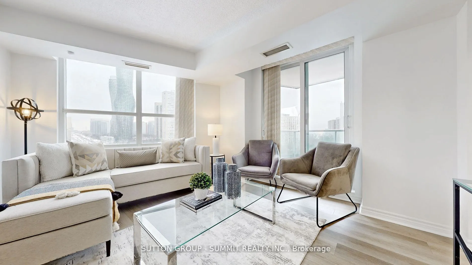 1 Elm Dr W, #1011