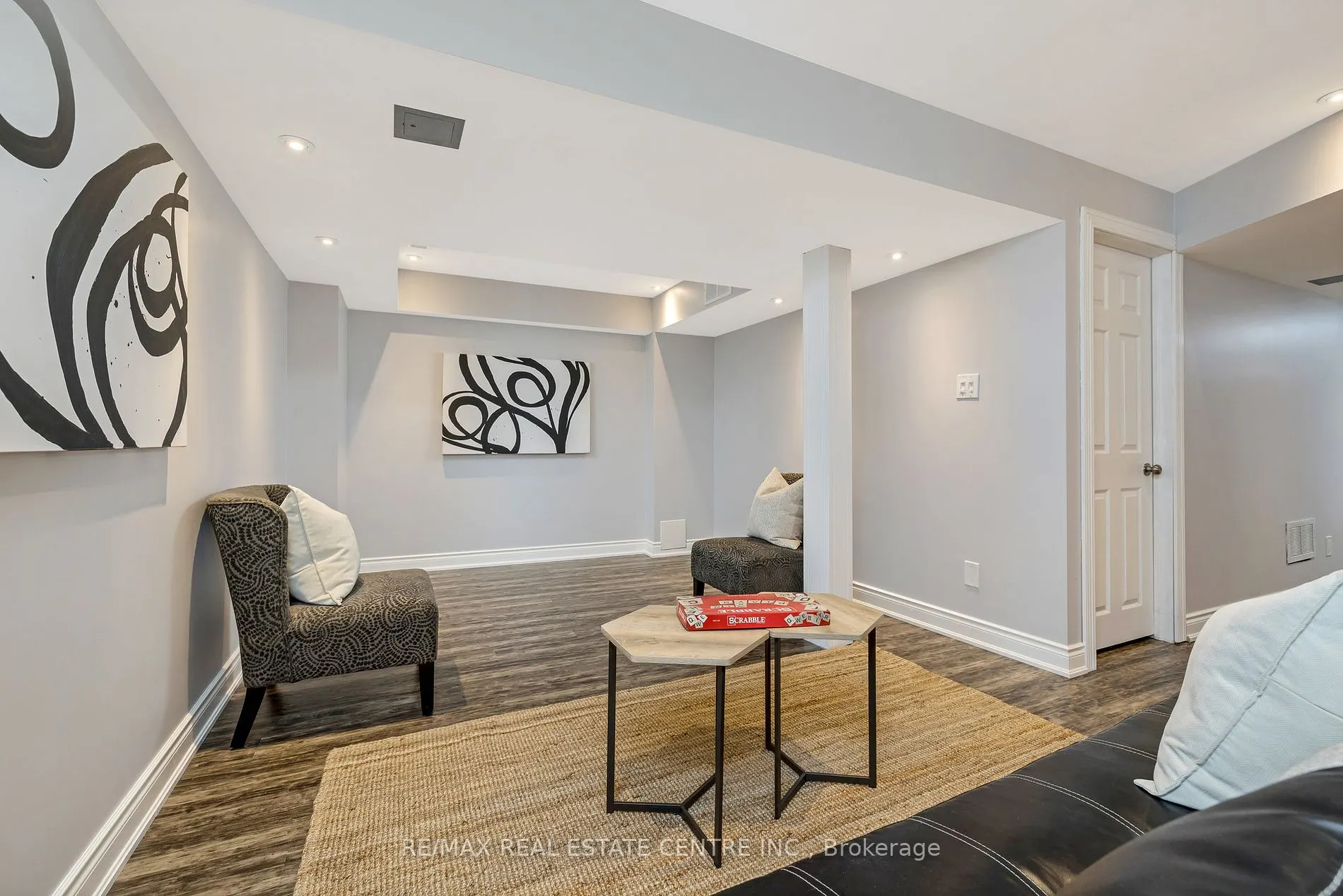 1395 Costigan Rd