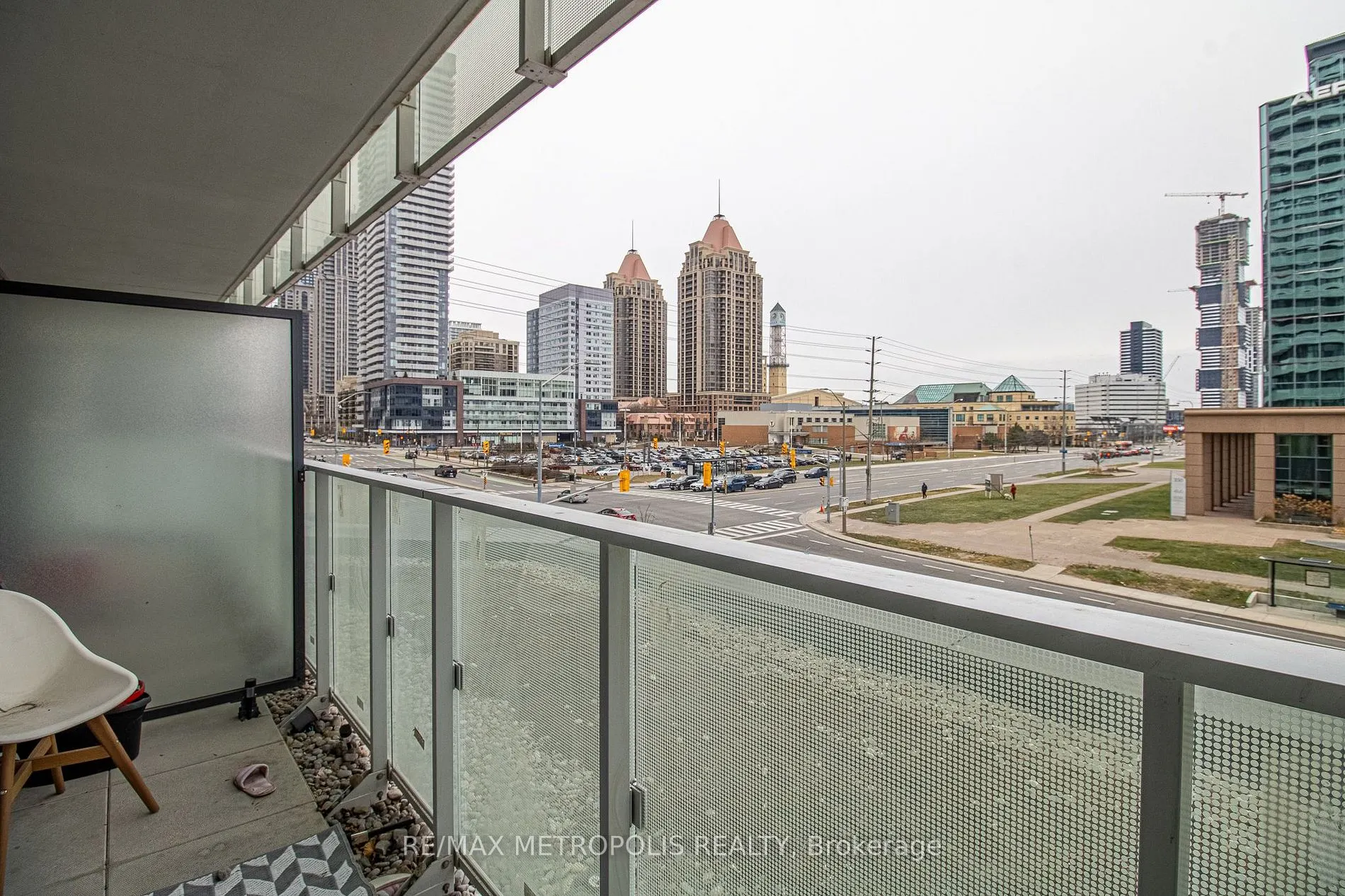 3900 Confederation Pkwy, #216
