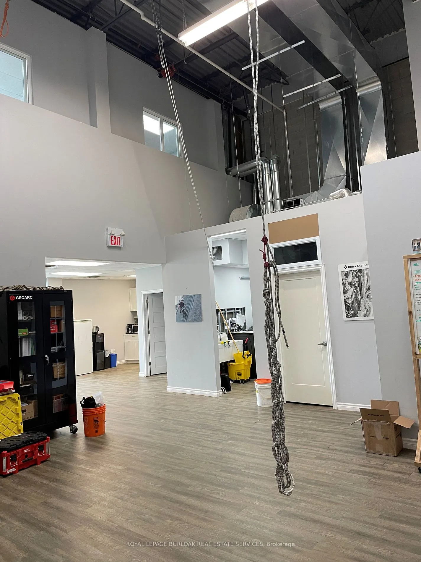 1240 Burloak Drive, #4