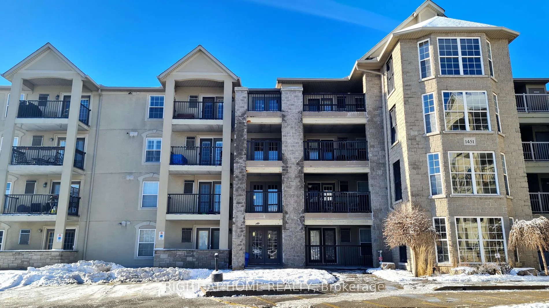 1451 Walker's Line, #315