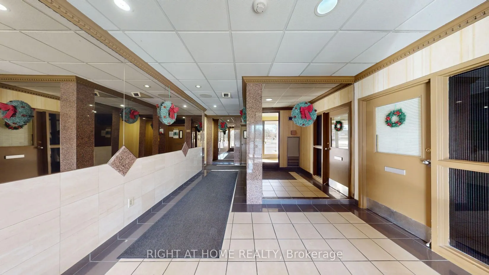 10 Markbrook Lane, #1204