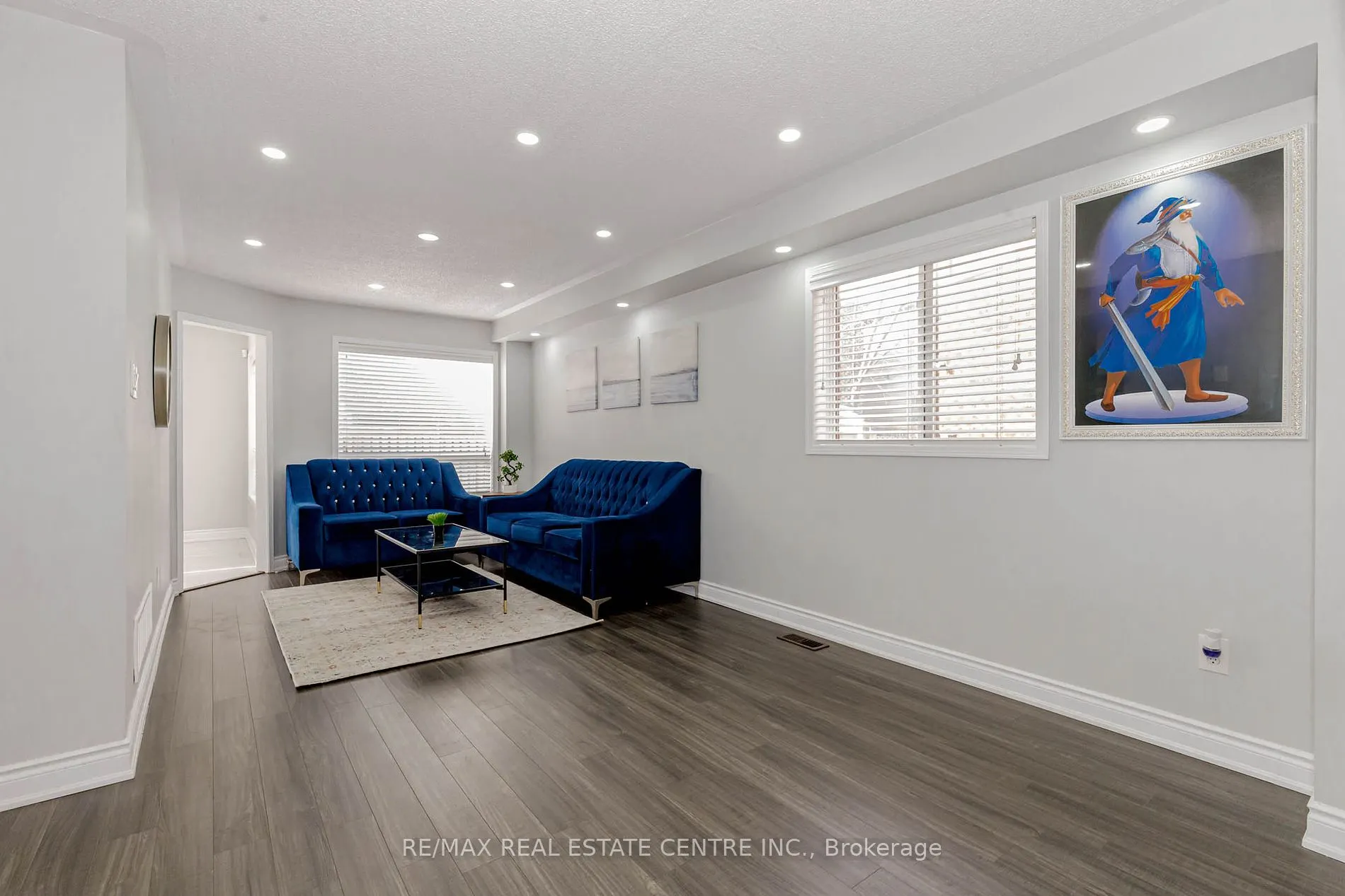 12 Tregate Cres W