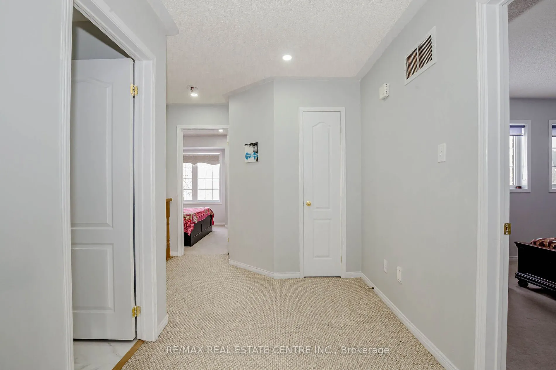 12 Tregate Cres W
