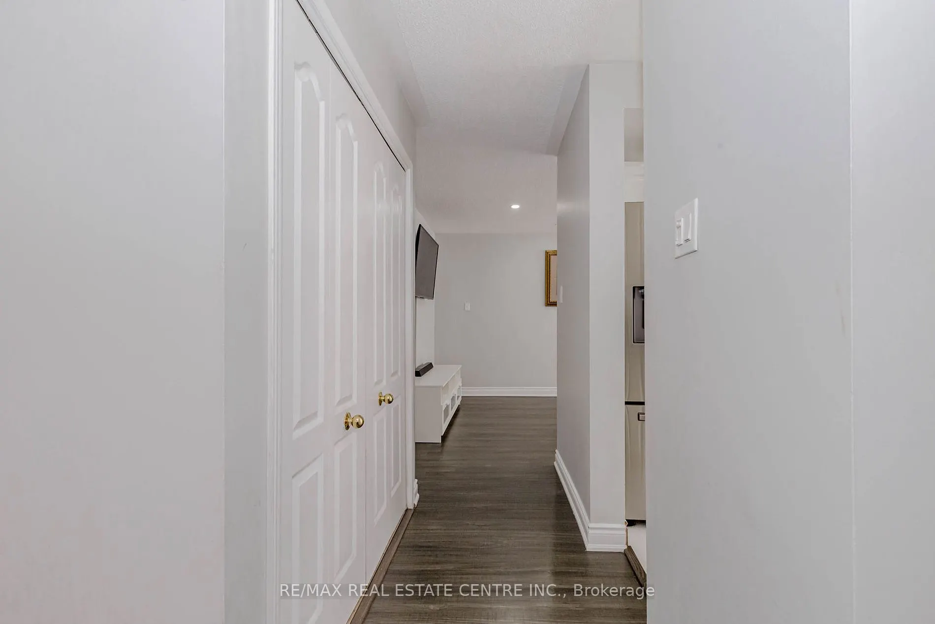 12 Tregate Cres W
