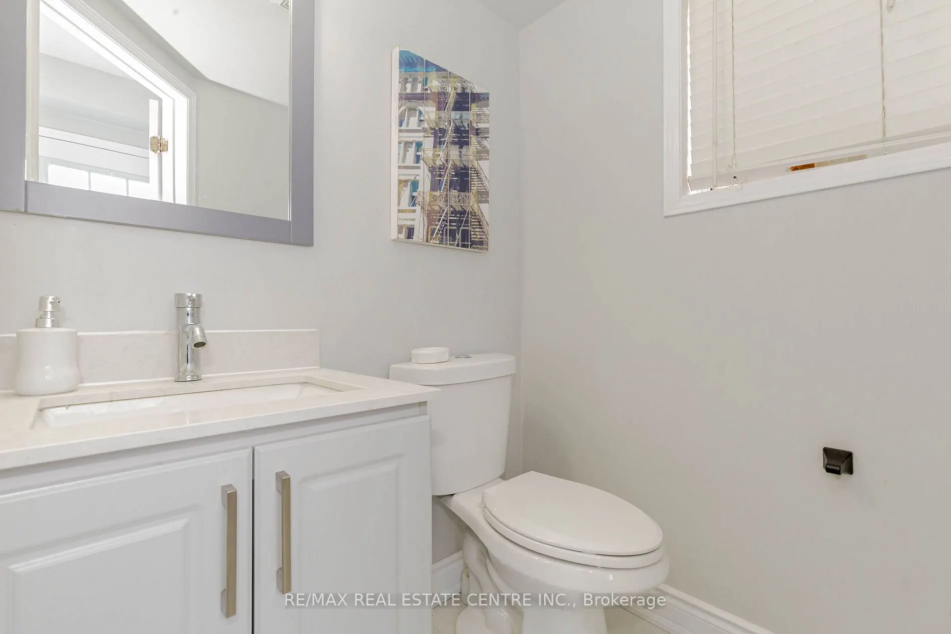 12 Tregate Cres W