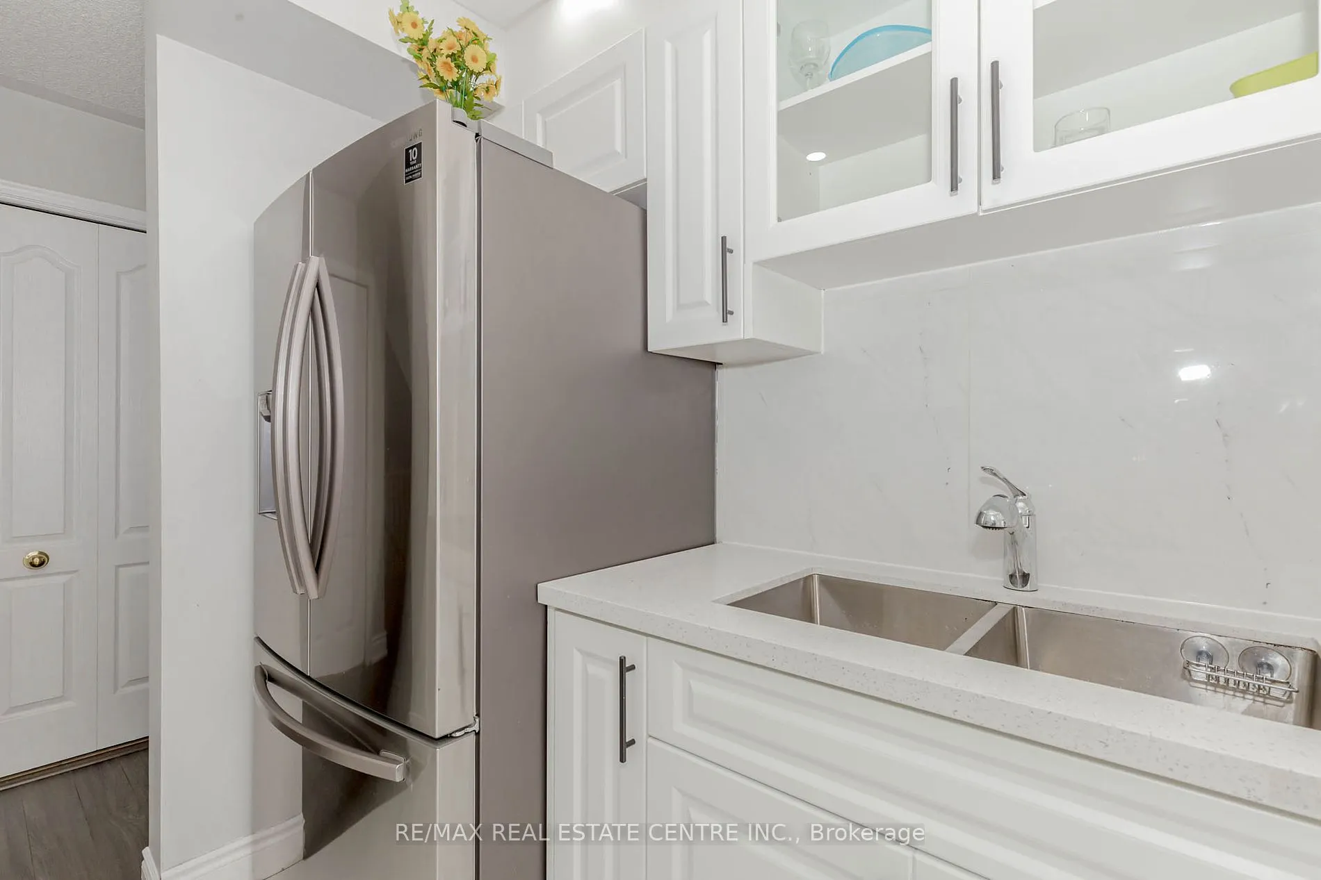 12 Tregate Cres W