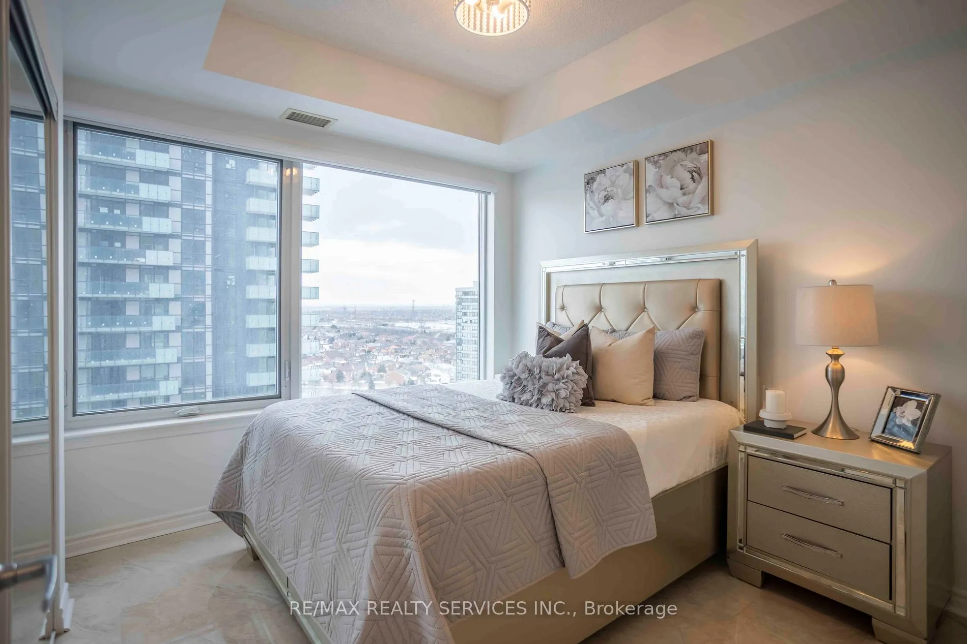 385 Prince Of Wales Dr, #1408