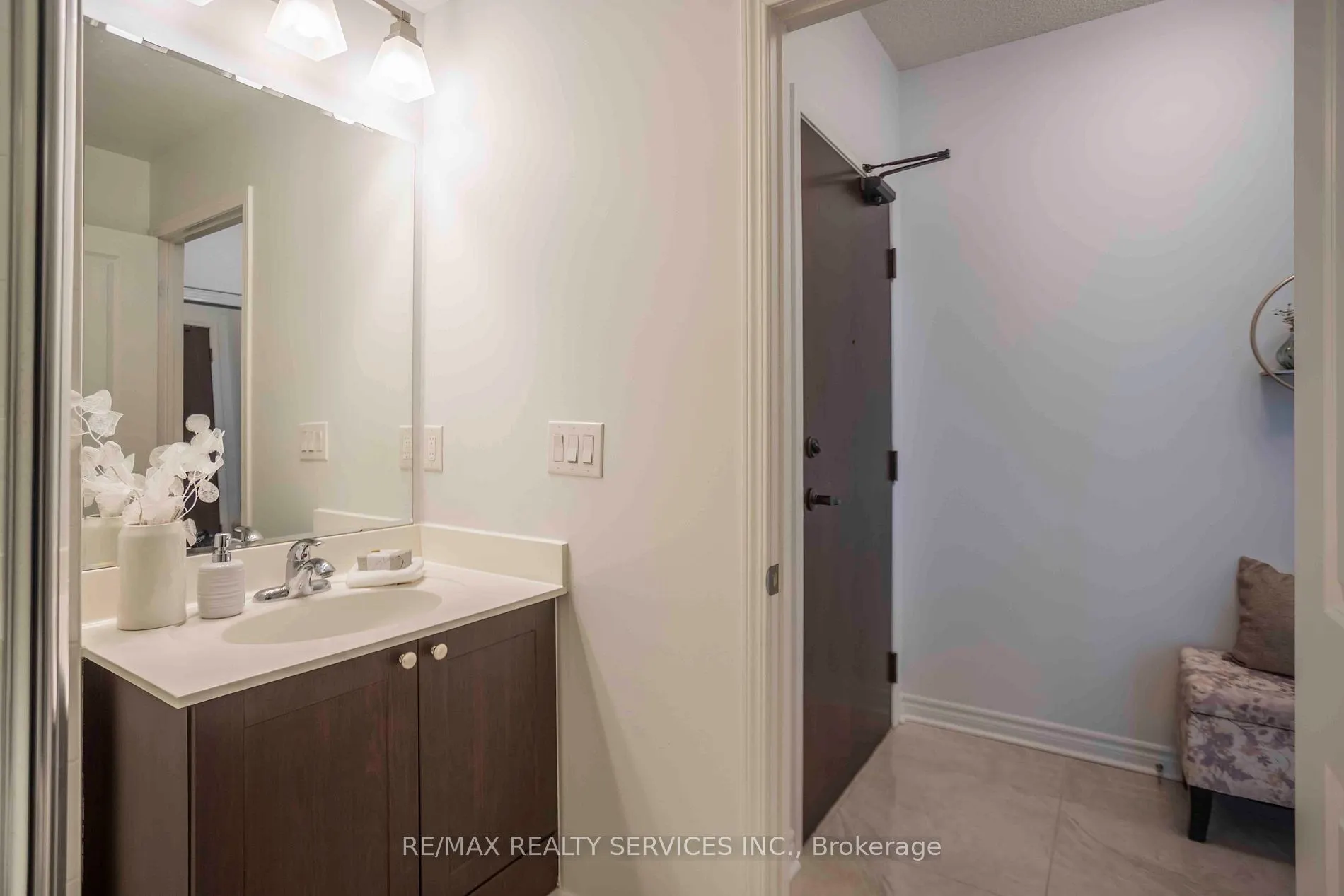 385 Prince Of Wales Dr, #1408
