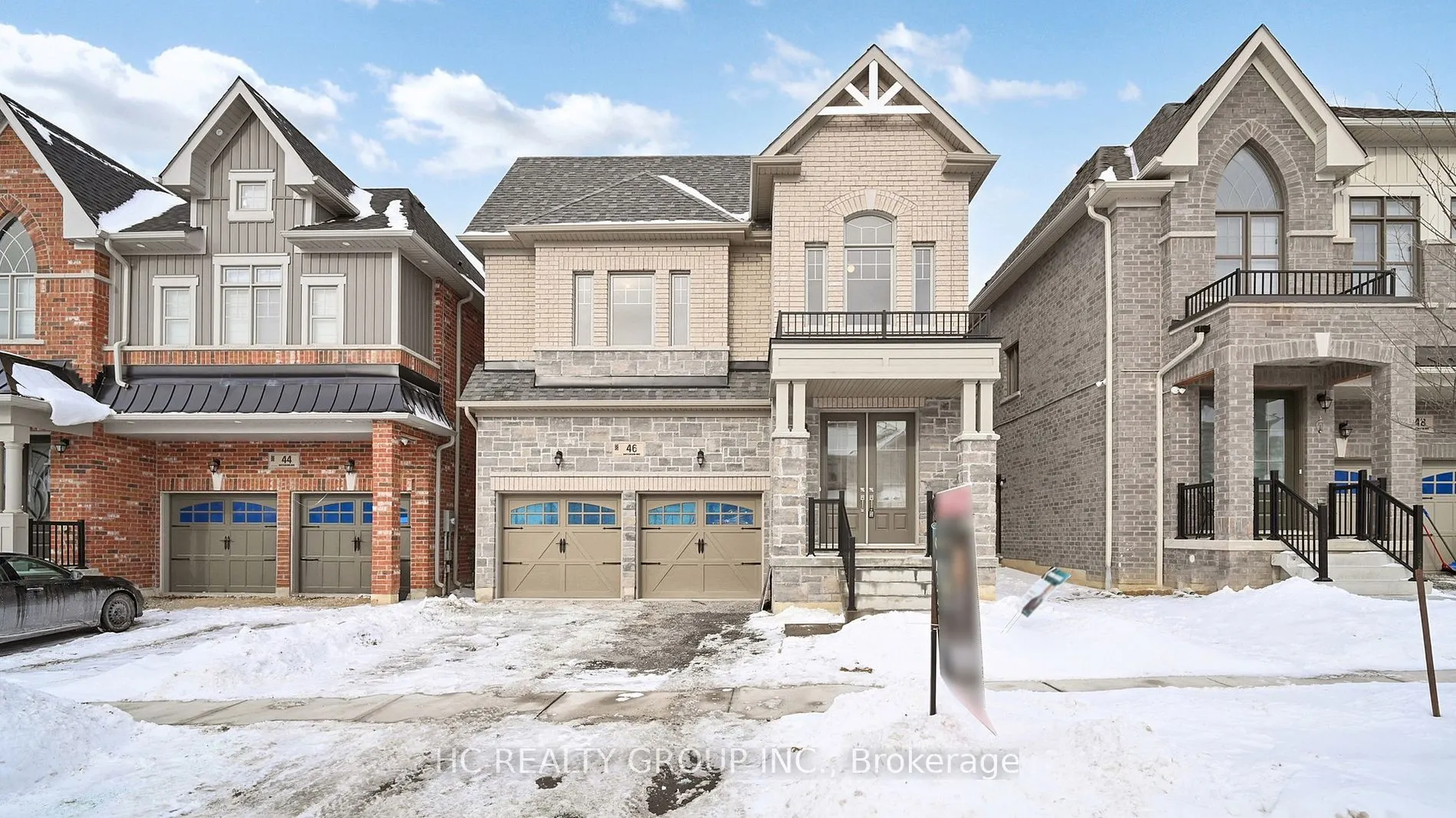 46 Dotchson Ave