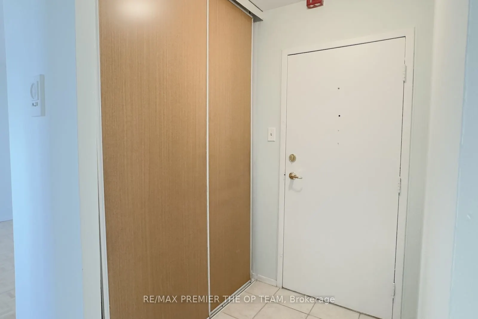 3533 Derry Rd E, #607