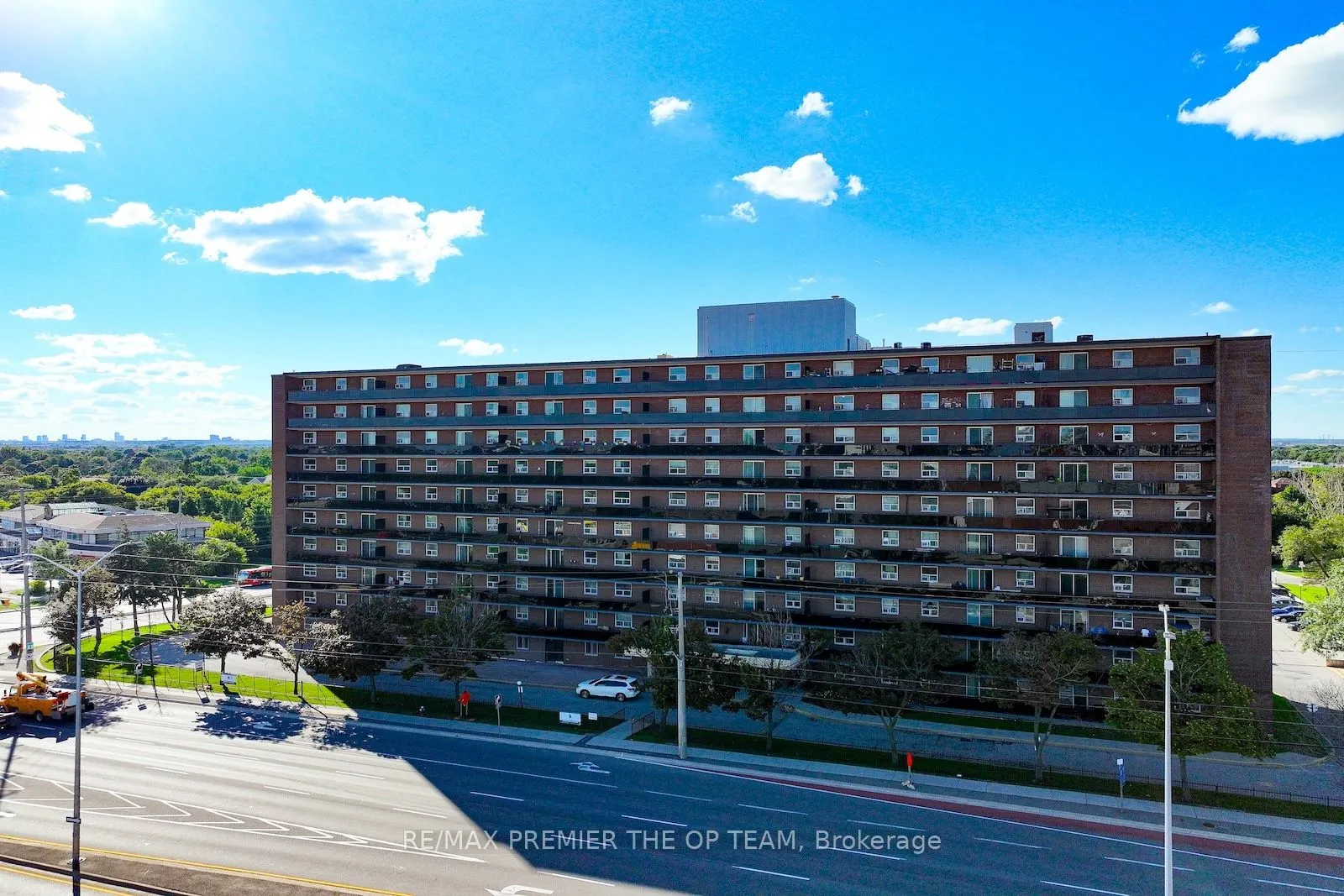 3533 Derry Rd E, #607