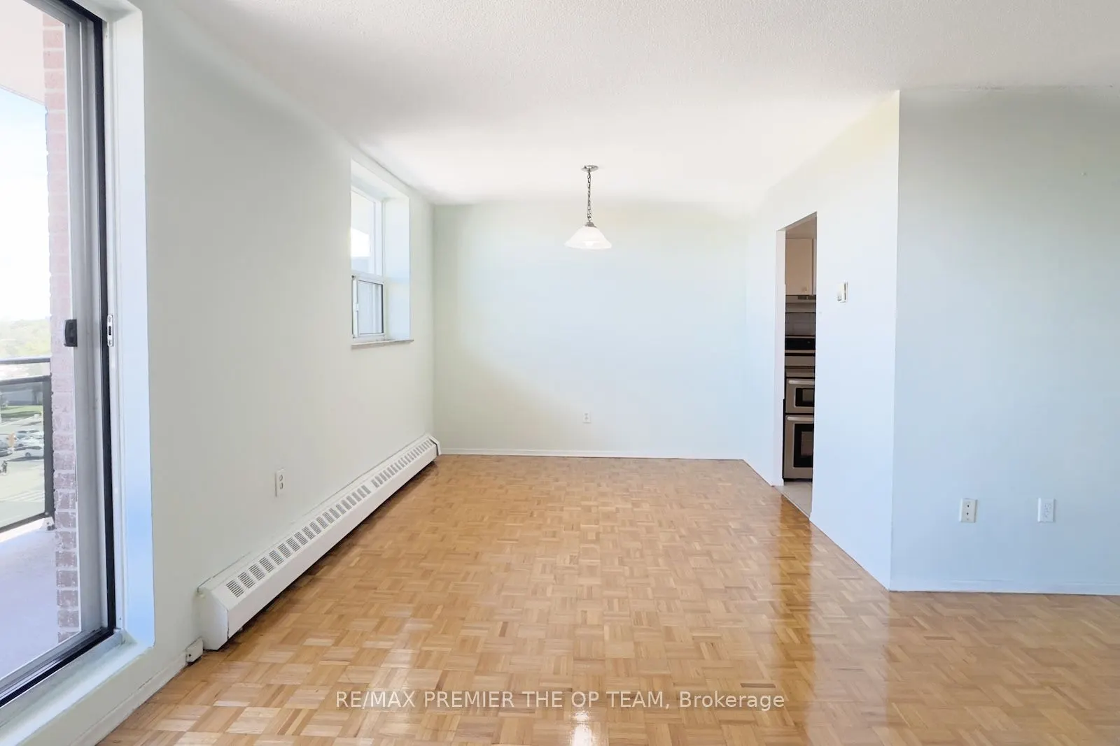 3533 Derry Rd E, #607