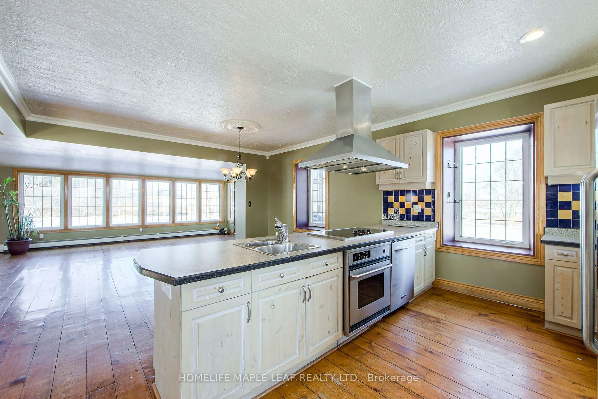 13422 Highway 7 Road