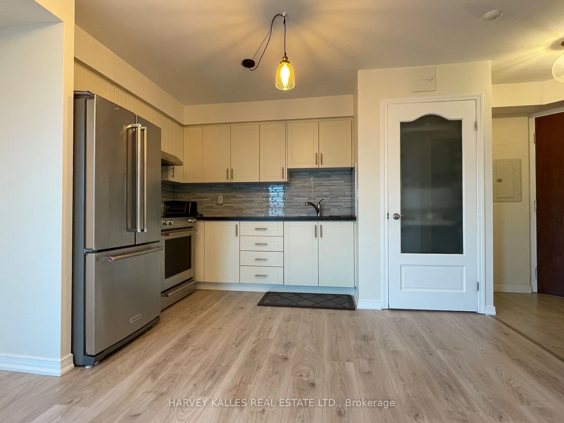 2545 Erin Centre Blvd, #1704