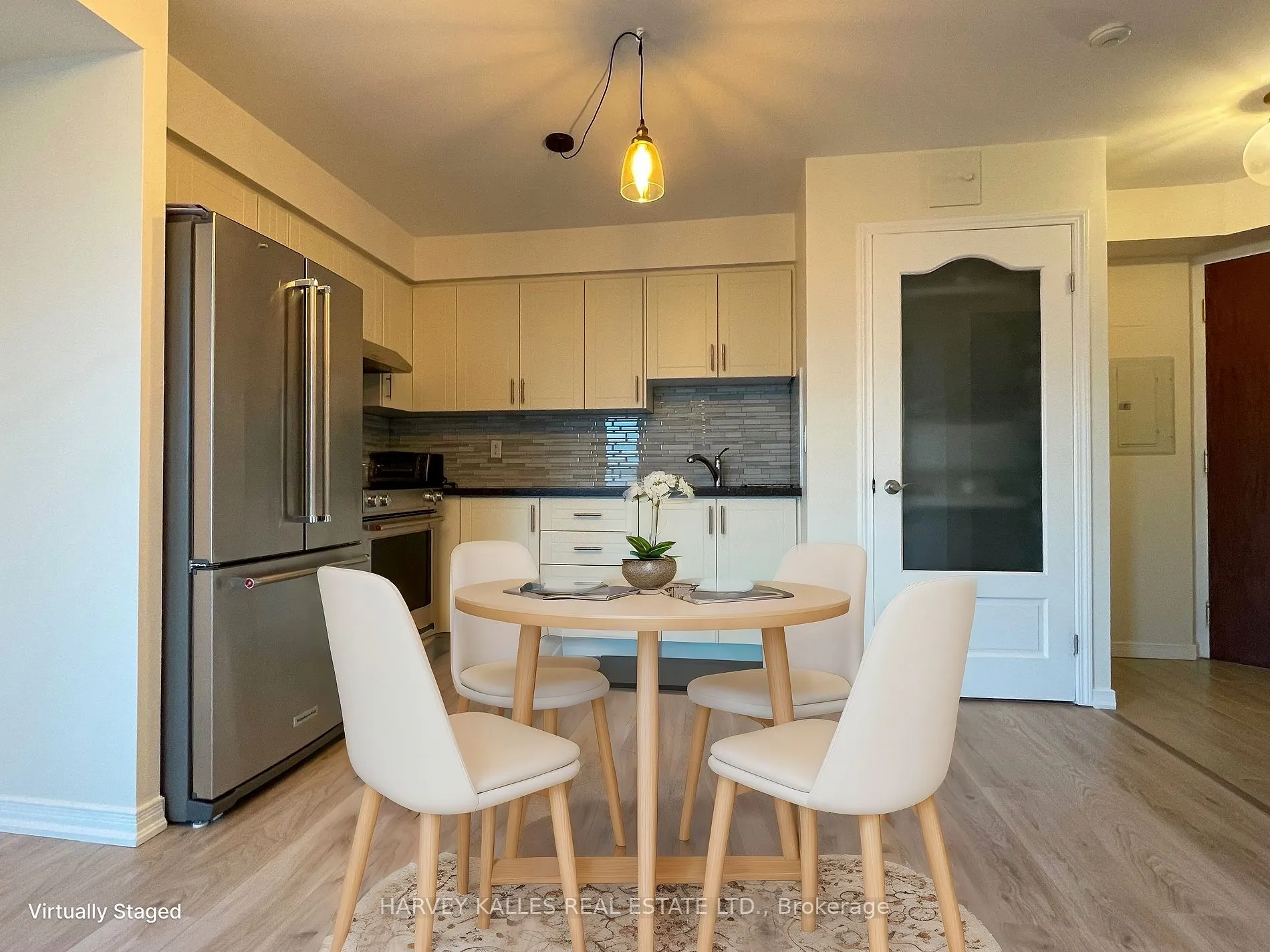 2545 Erin Centre Blvd, #1704