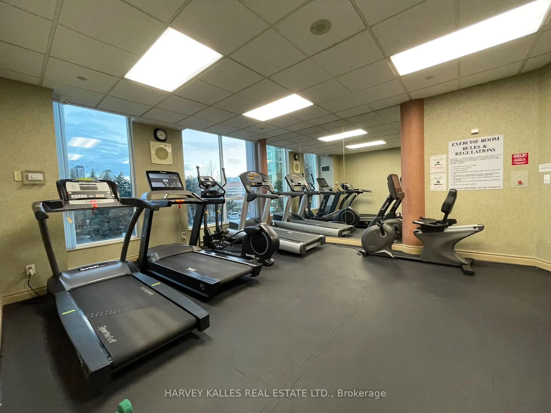 2545 Erin Centre Blvd, #1704