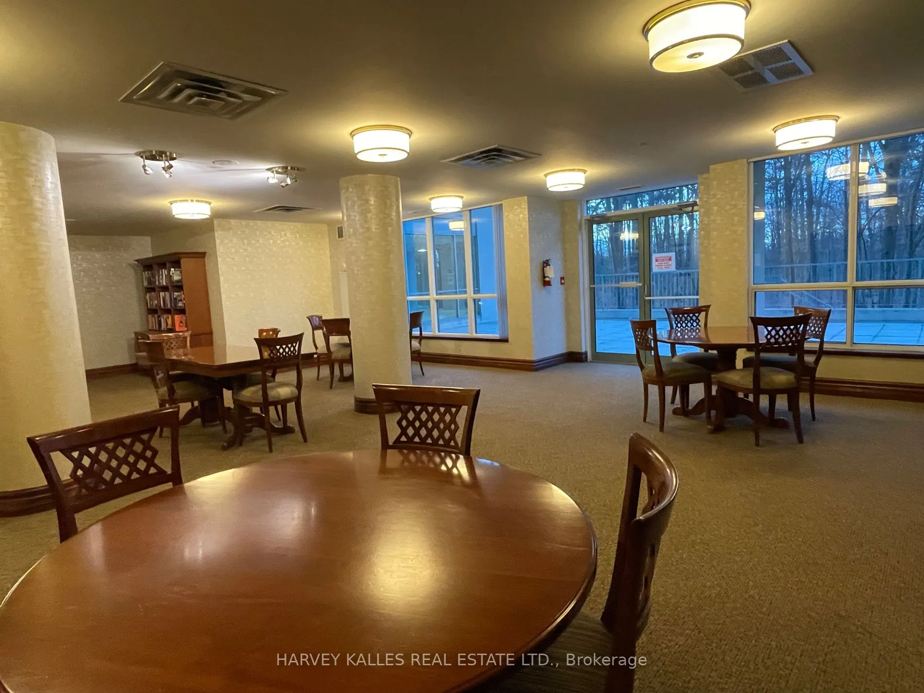 2545 Erin Centre Blvd, #1704