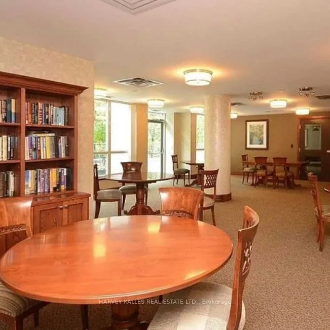 2545 Erin Centre Blvd, #1704