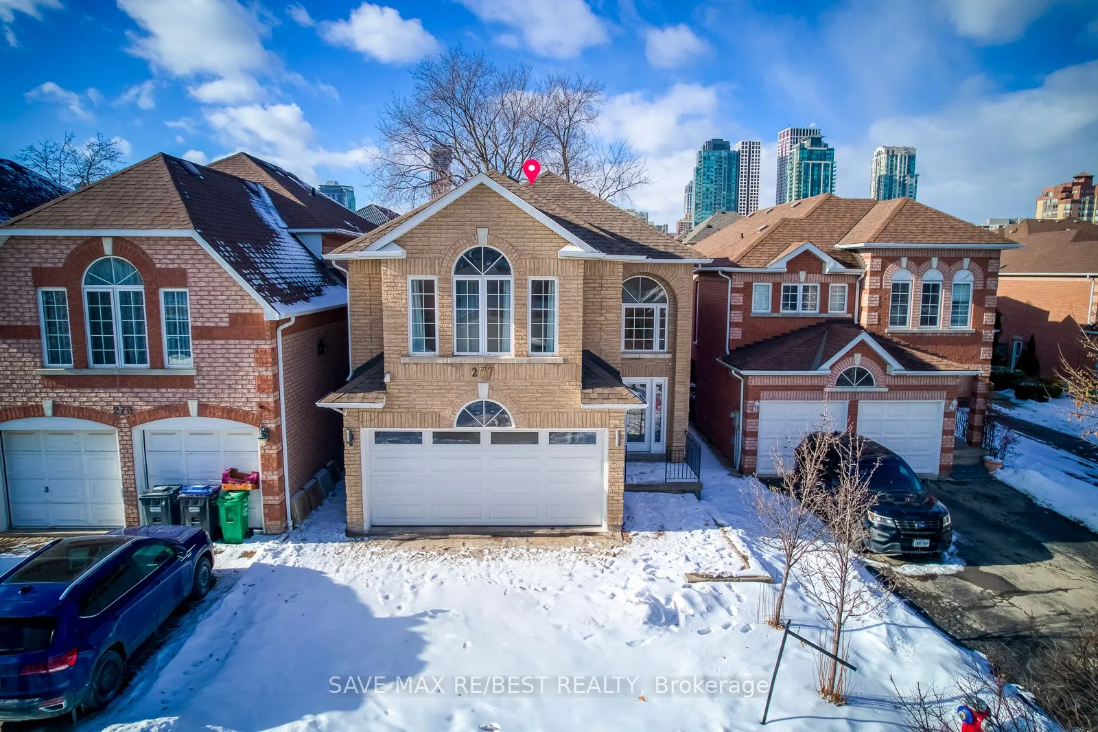 277 Cossack Crt