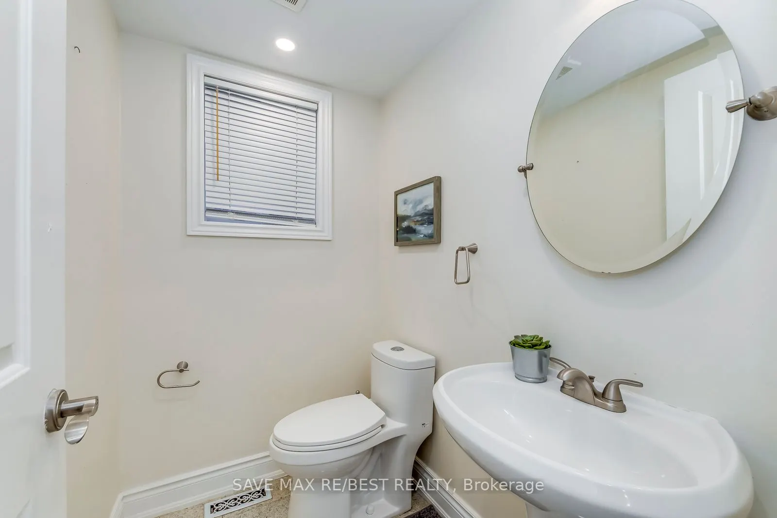 277 Cossack Crt