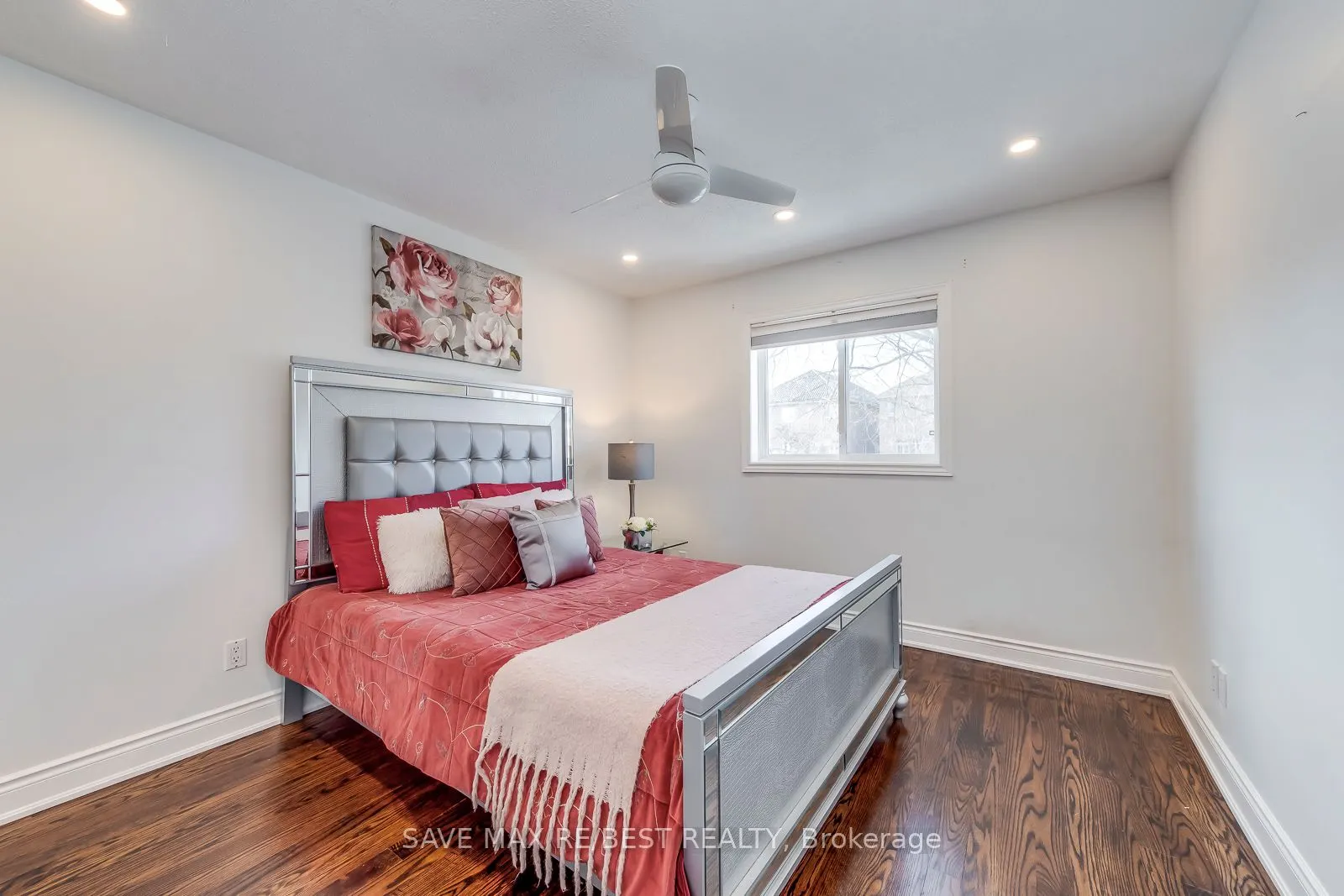 277 Cossack Crt