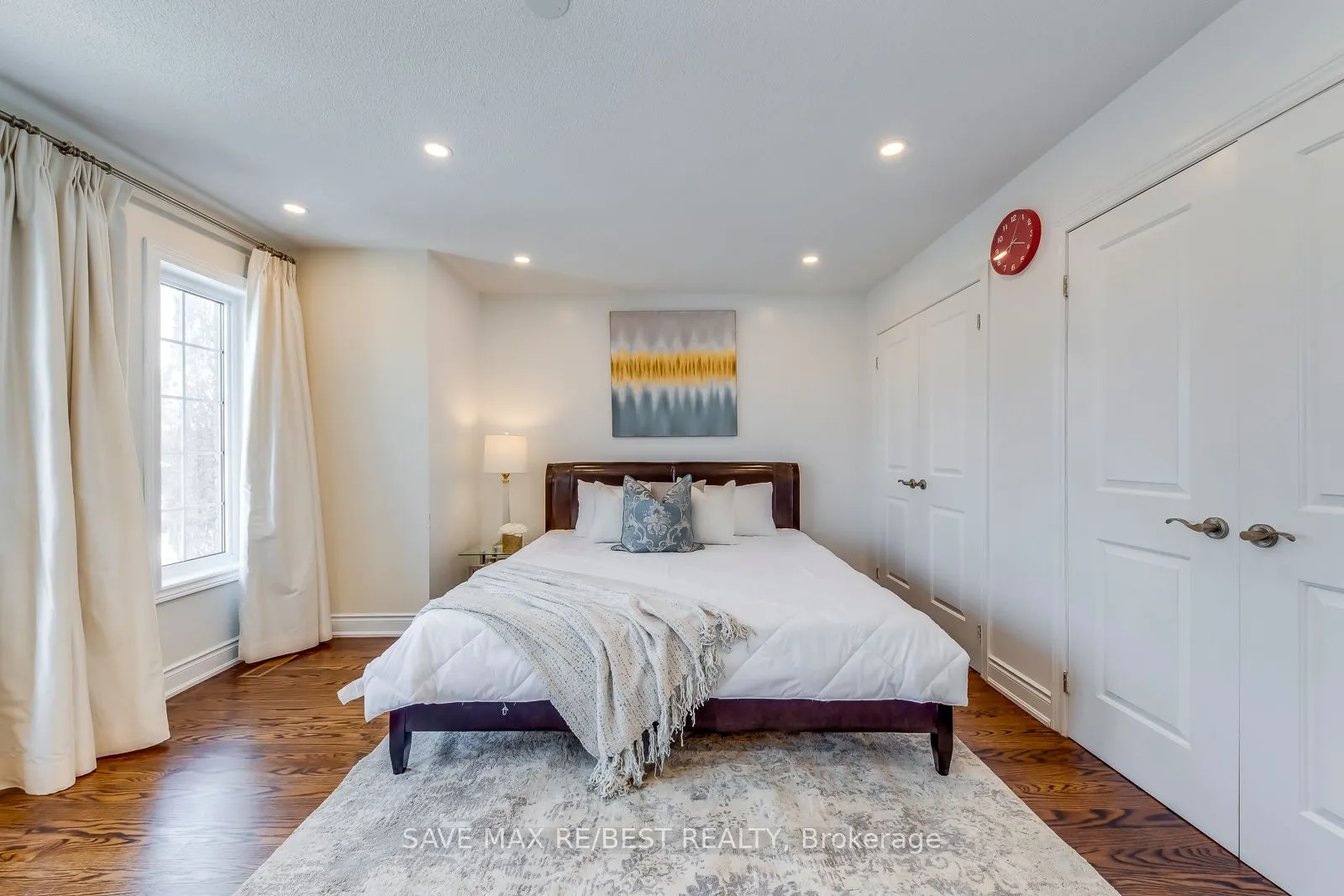 277 Cossack Crt