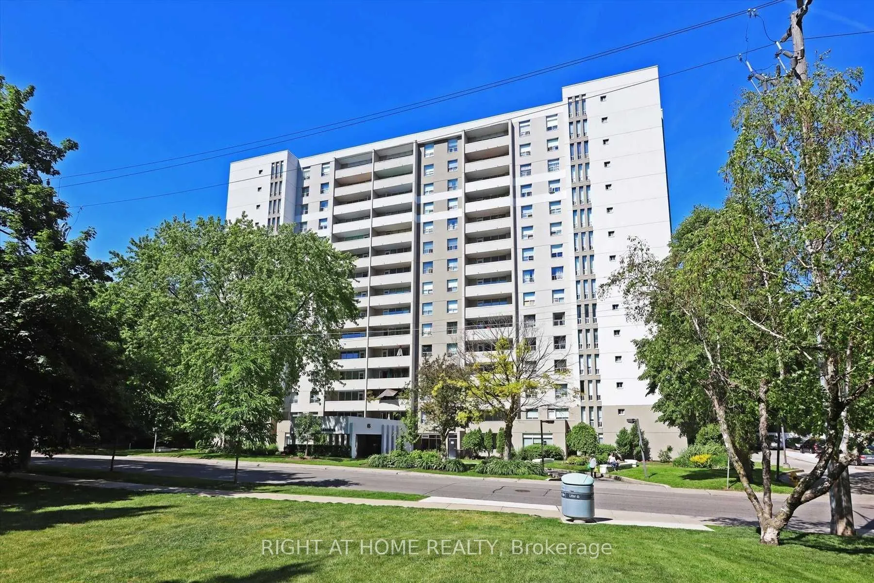 65 Southport St, #1001