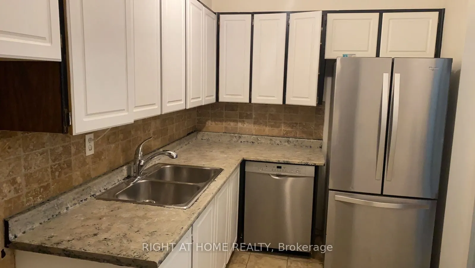 65 Southport St, #1001