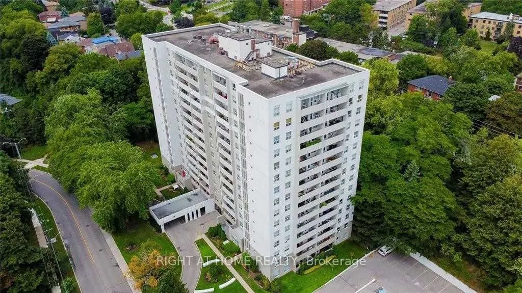 65 Southport St, #1001