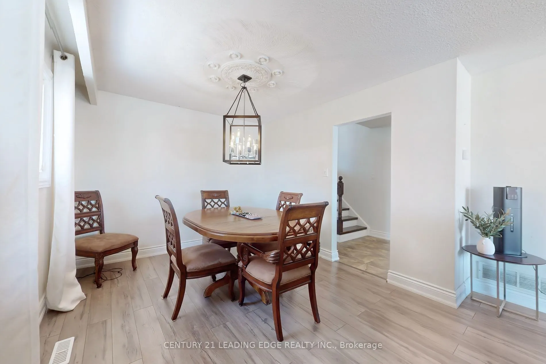 17 Jardine St