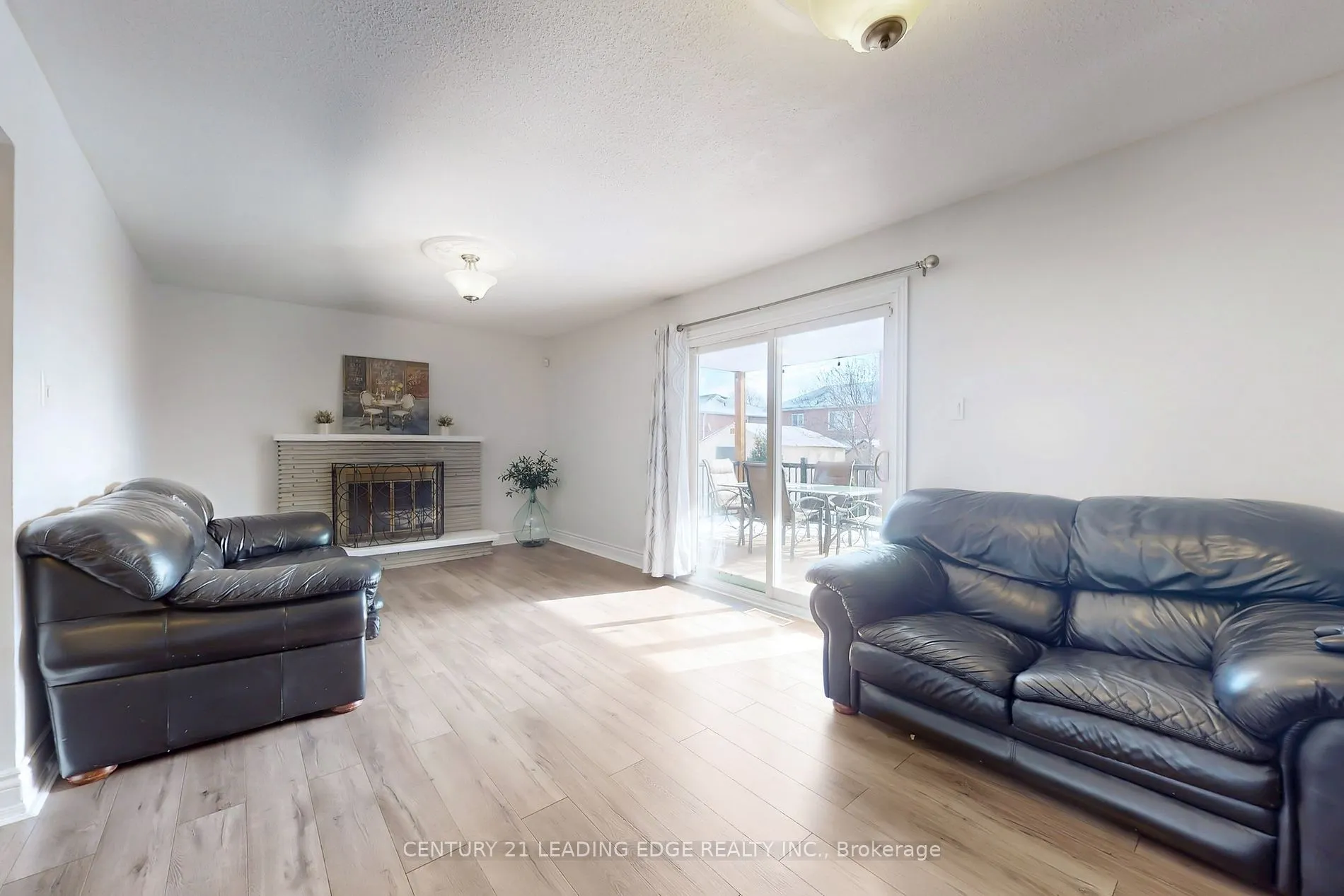 17 Jardine St