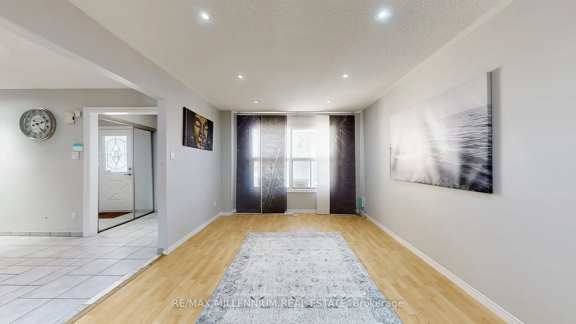 27 Dundalk Cres