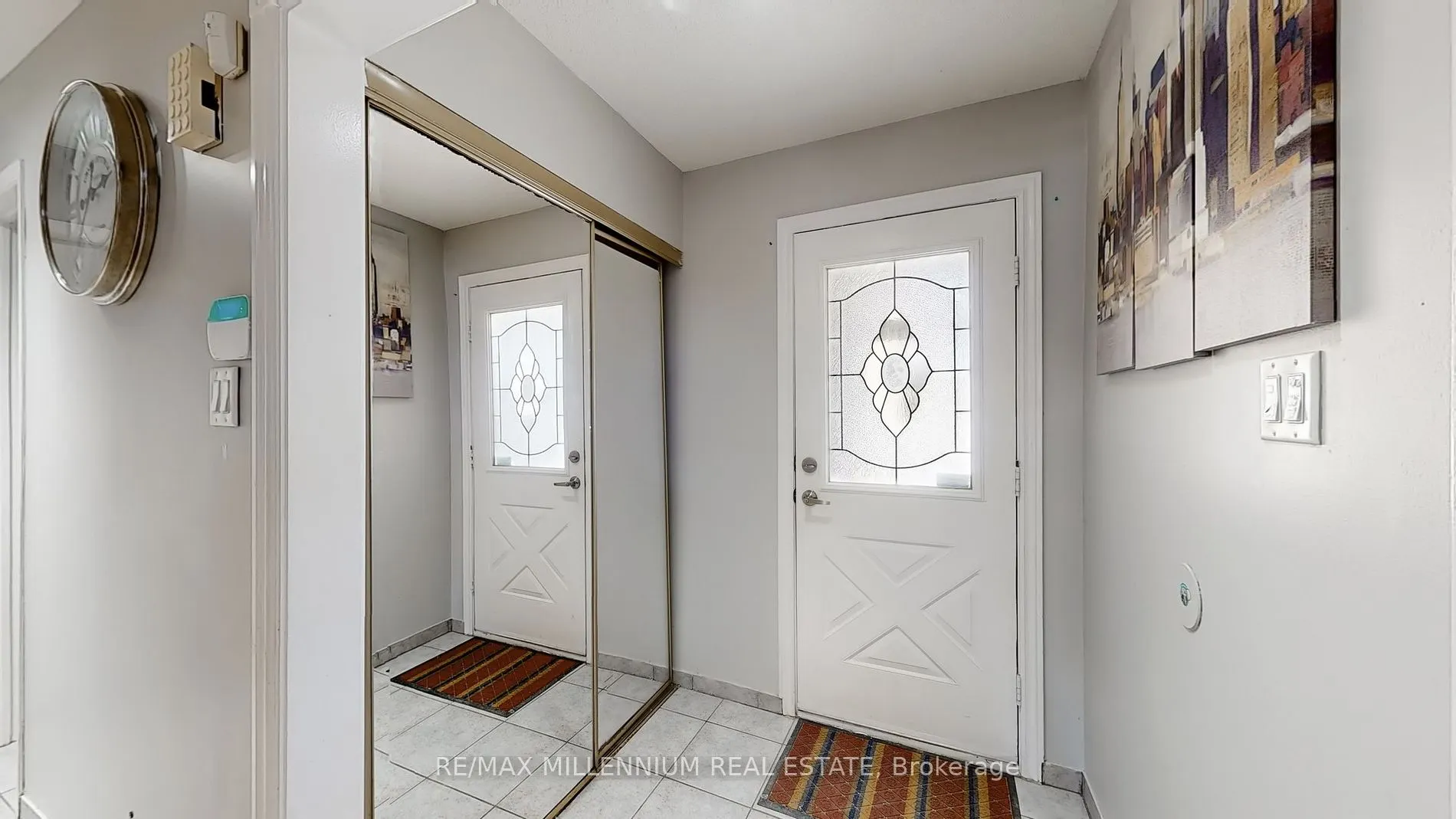27 Dundalk Cres