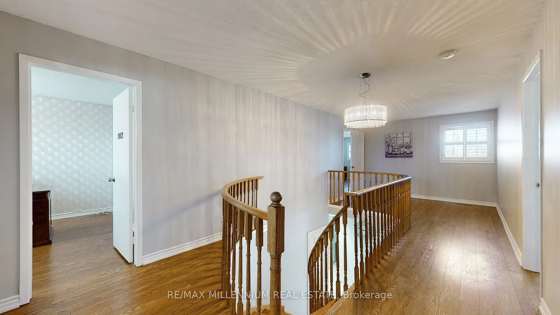 27 Dundalk Cres