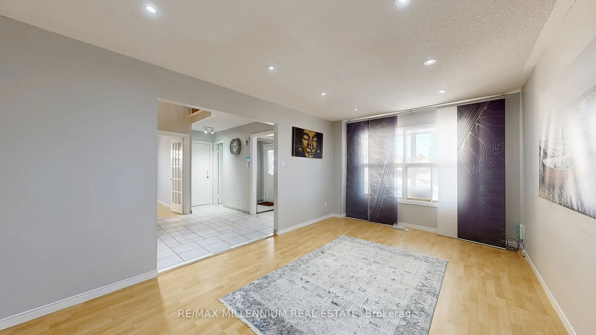 27 Dundalk Cres