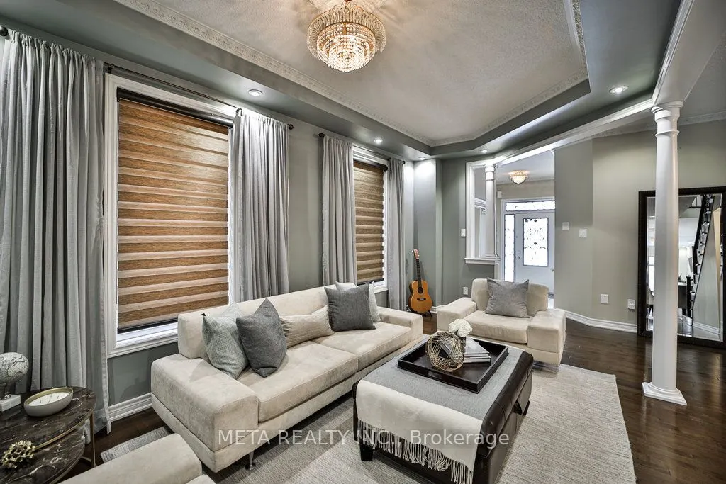 4597 Centretown Way