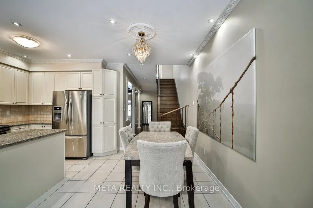 4597 Centretown Way