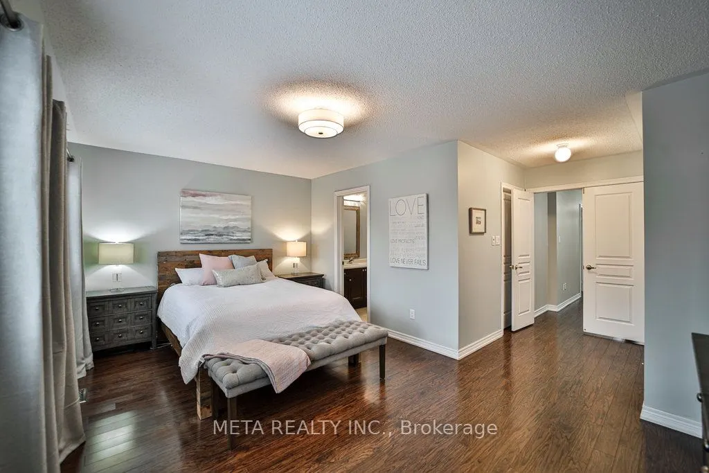 4597 Centretown Way