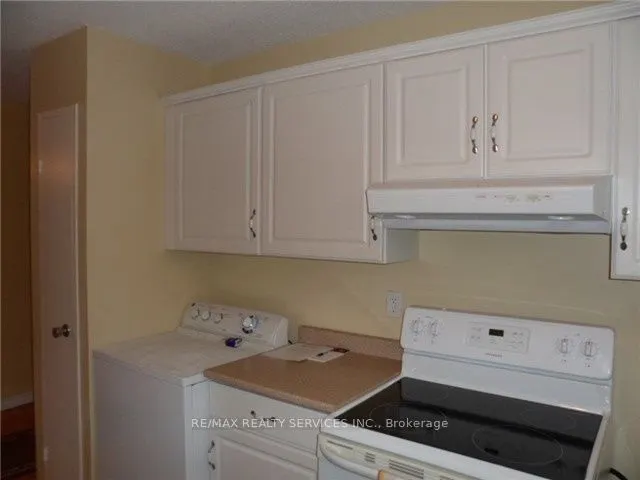 4689 Jane Street, #409