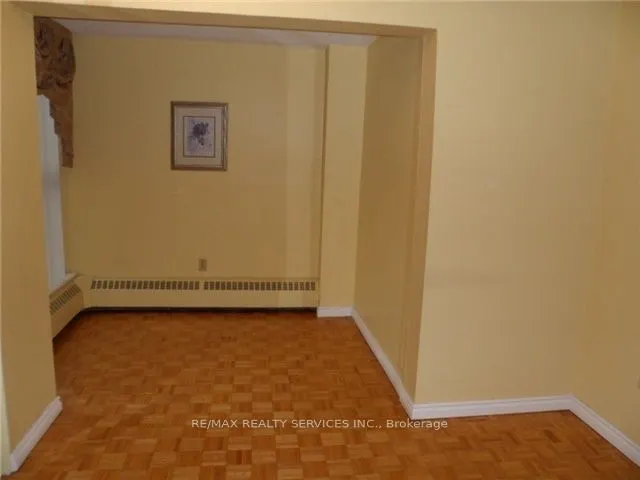 4689 Jane Street, #409