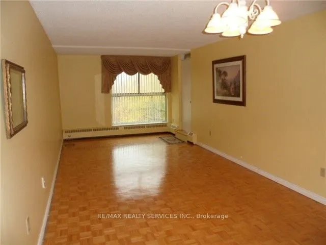 4689 Jane Street, #409