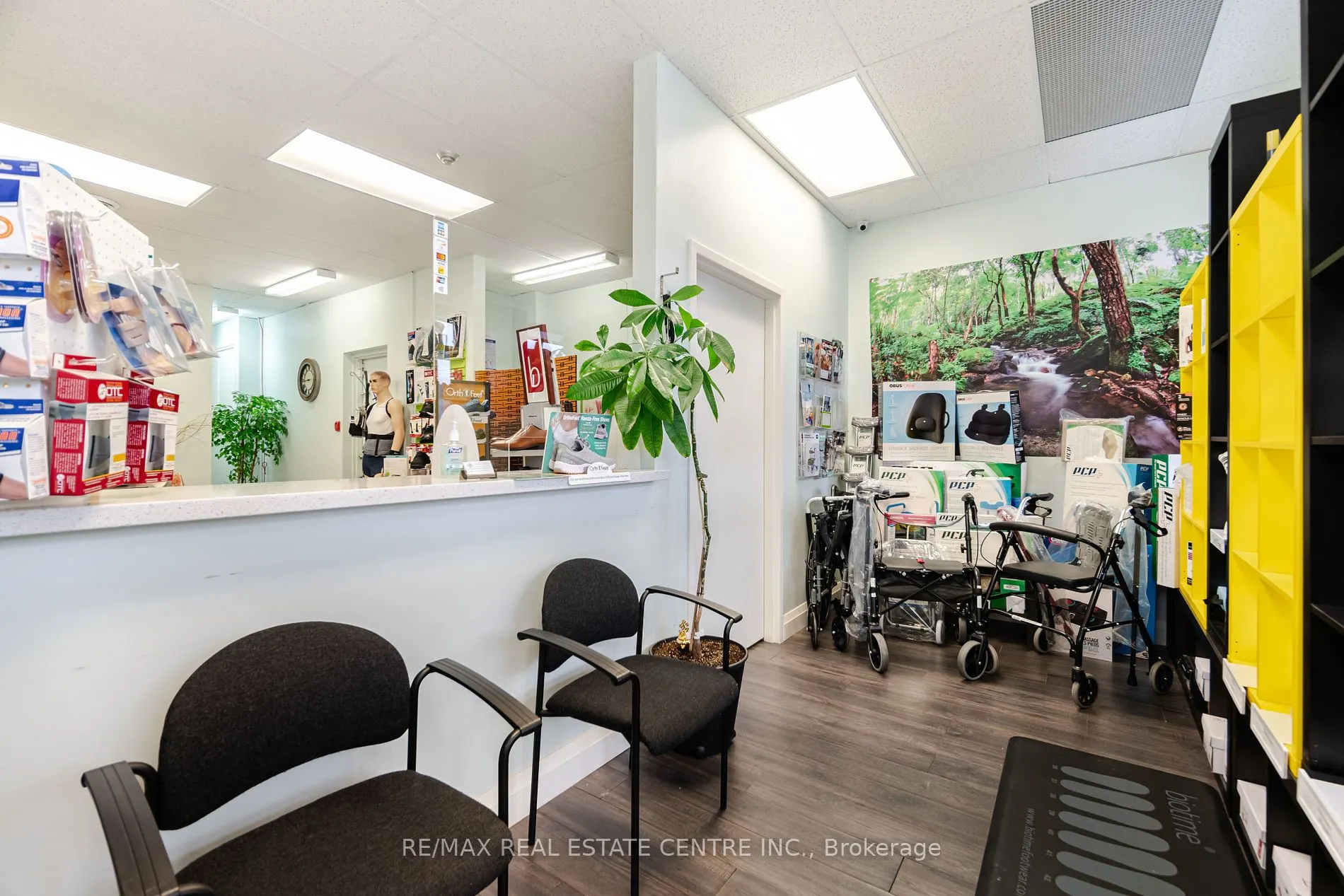 5291 Lakeshore Road, #8