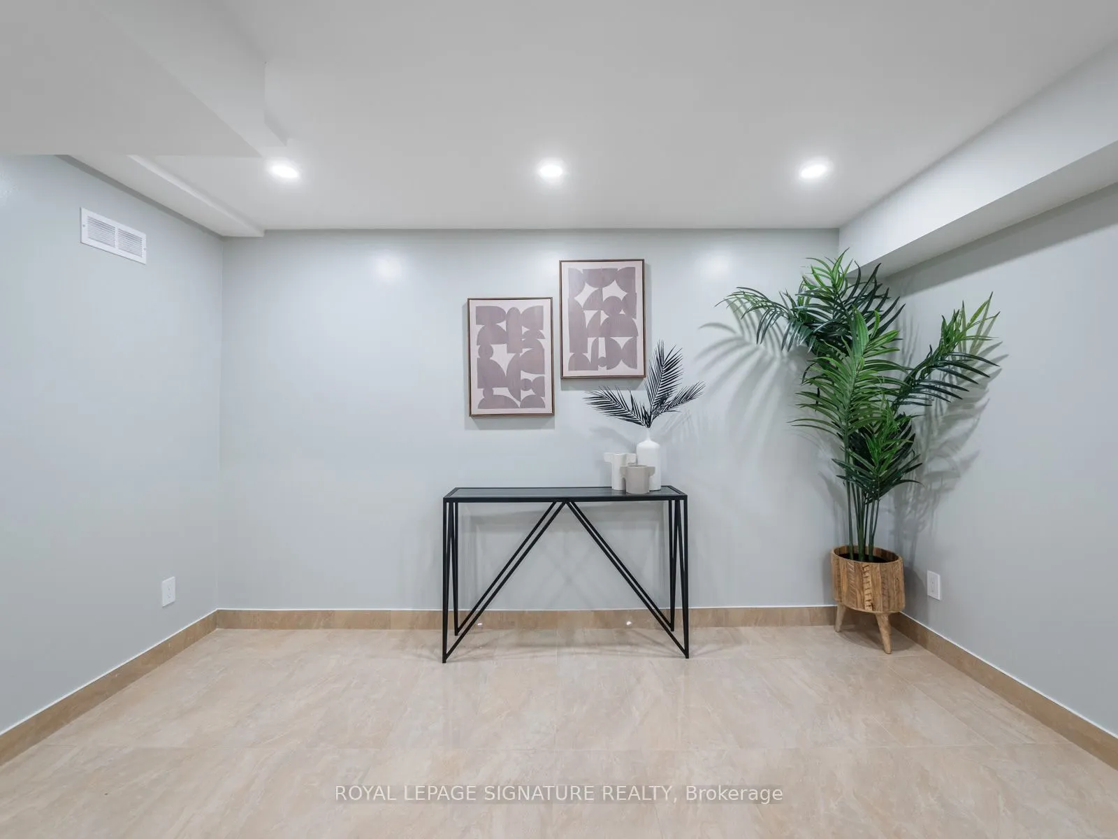 3992 Bishopstoke Lane