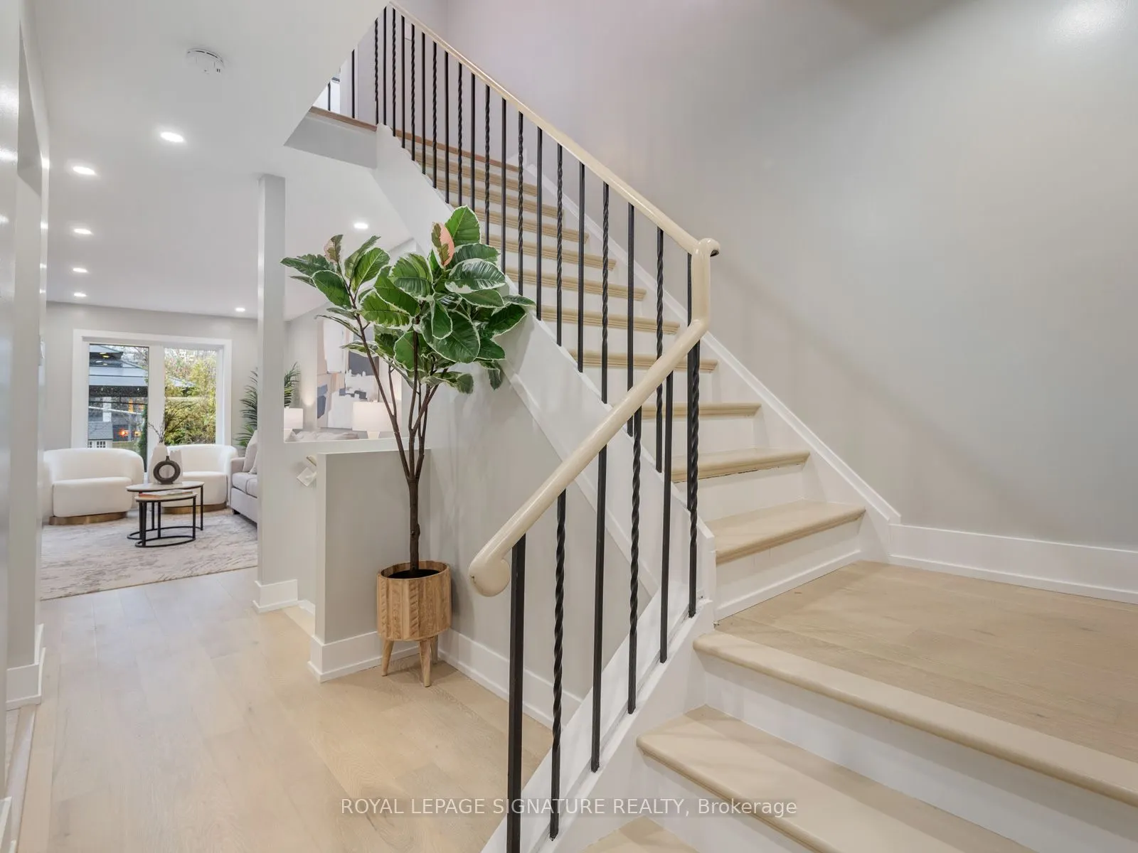 3992 Bishopstoke Lane