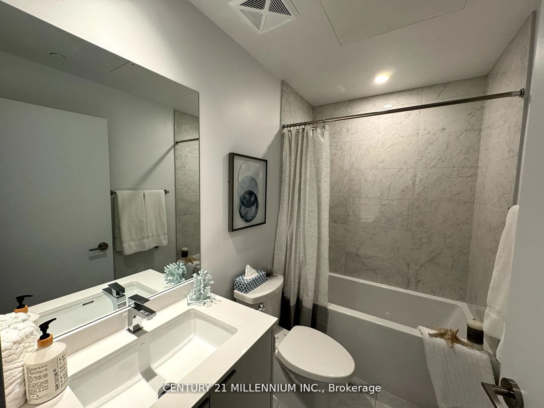 1926 Lakeshore Boulevard, #3009