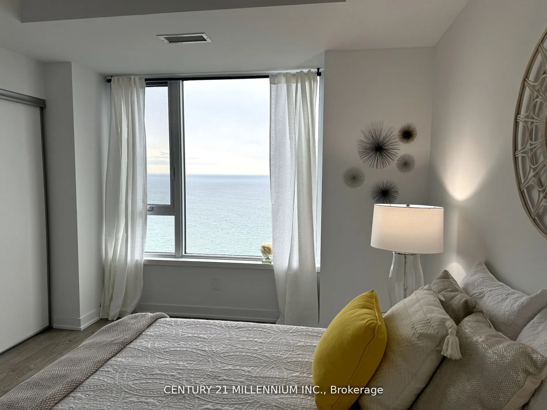 1926 Lakeshore Boulevard, #3009