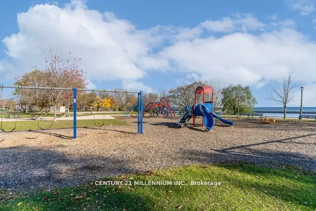 1926 Lakeshore Boulevard, #3009
