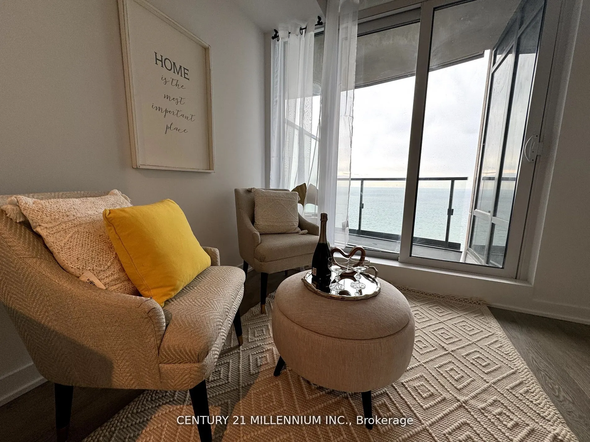 1926 Lakeshore Boulevard, #3009