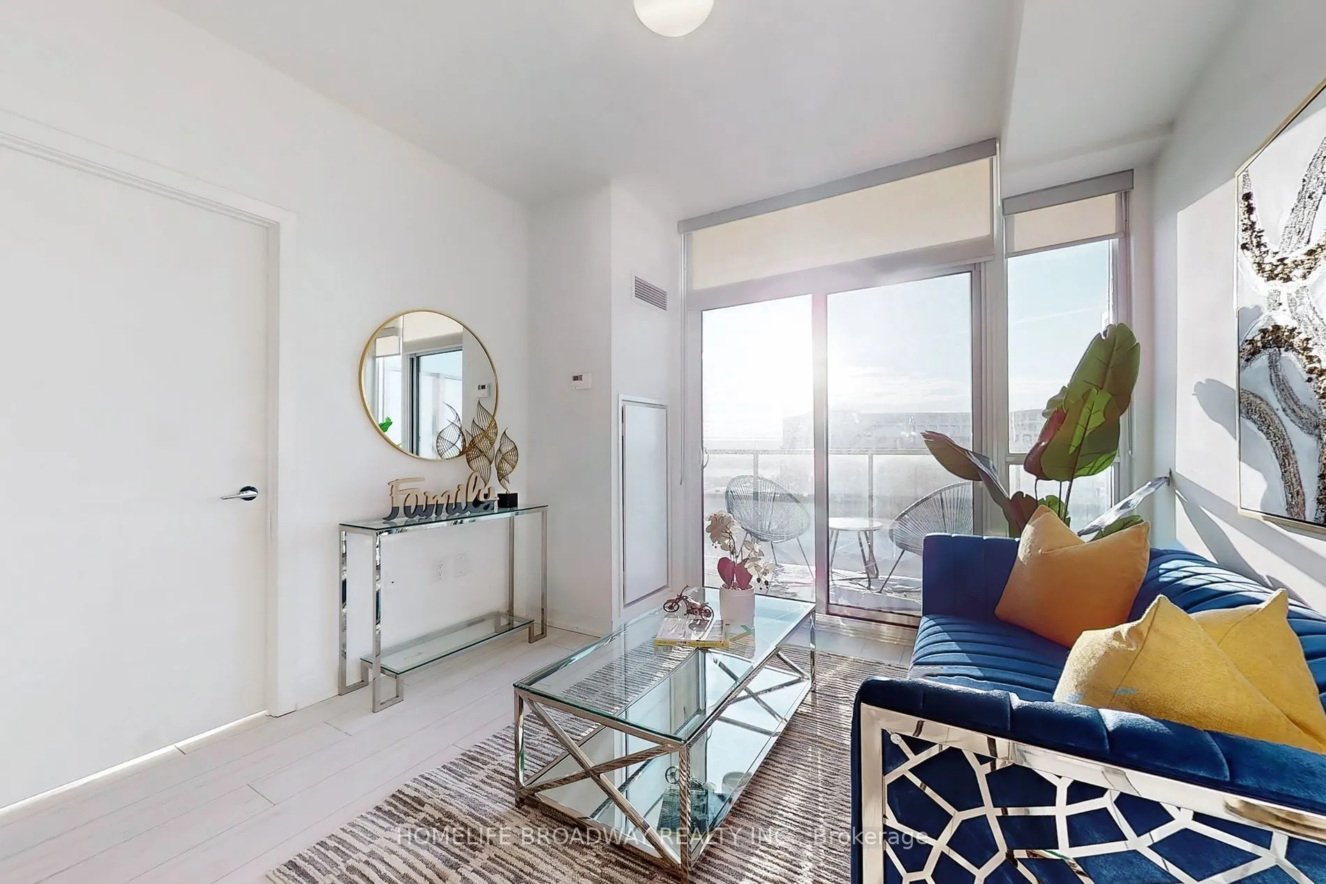10 De Boers Dr, #1302